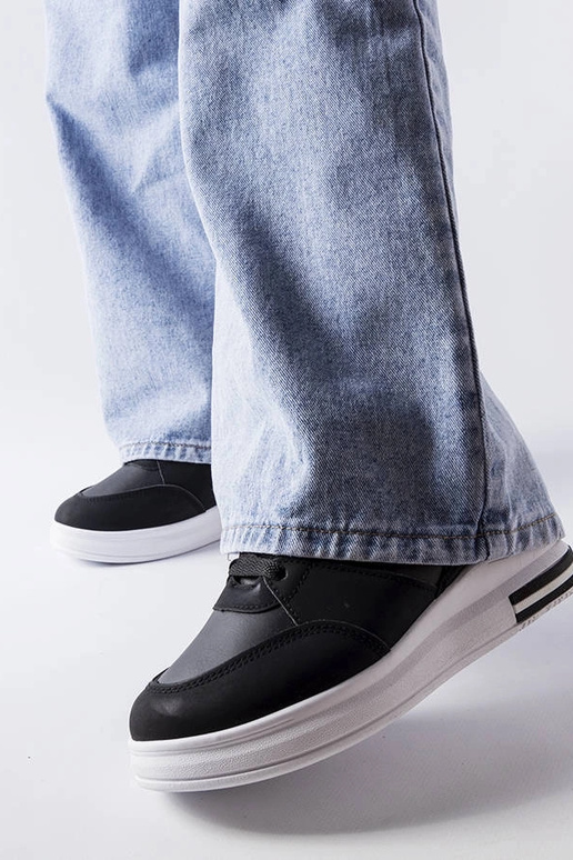 White trainers Justar