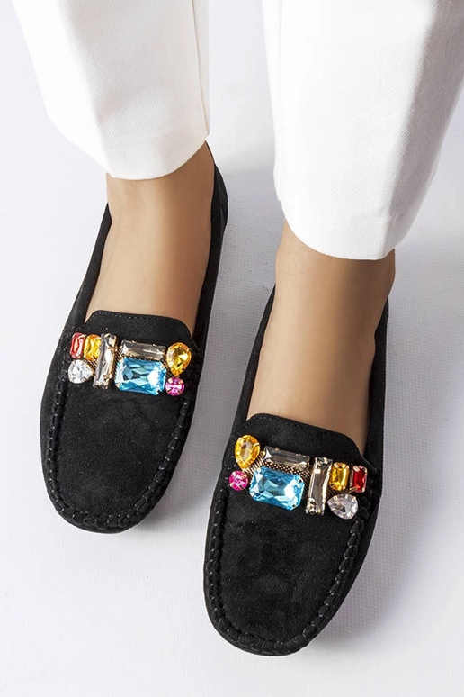 Czarne mokasyny ze skórzana wkładką...