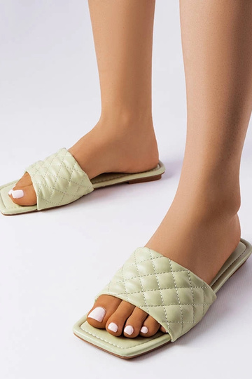 White slides Ypsy