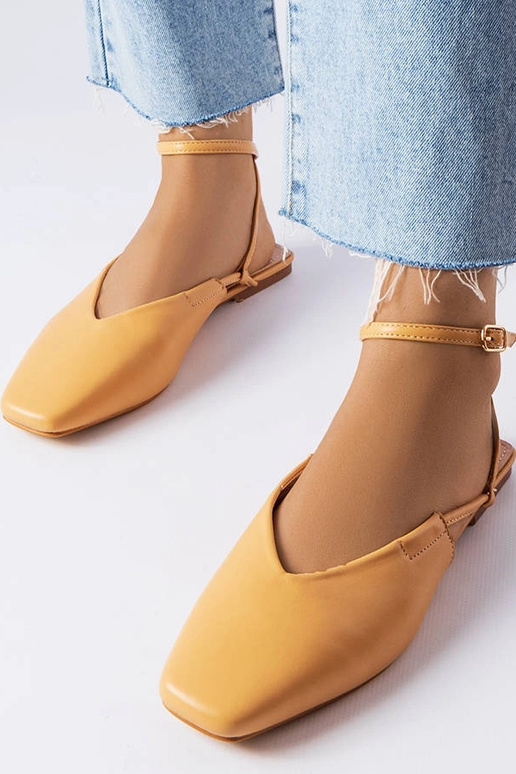 Beige sandals Rosina