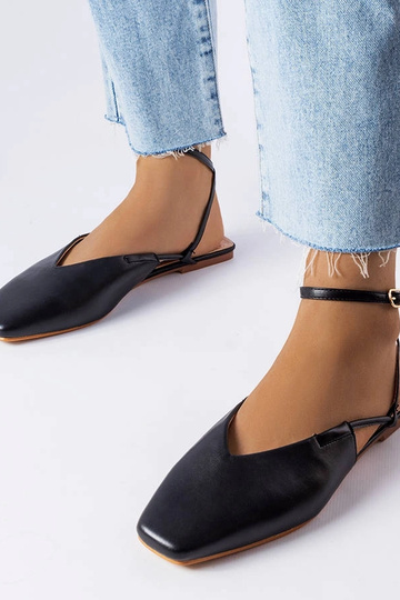 Beige sandals Rosina