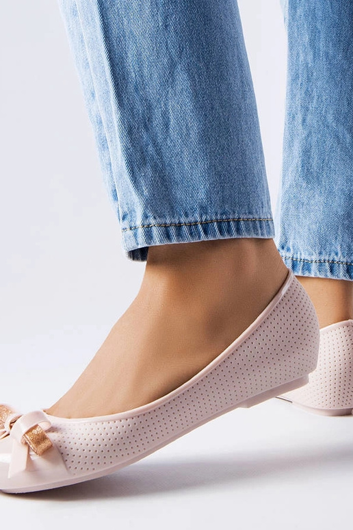 BOTKI NA SŁUPKU GUMKA HQ-8A813-1 CZARNY