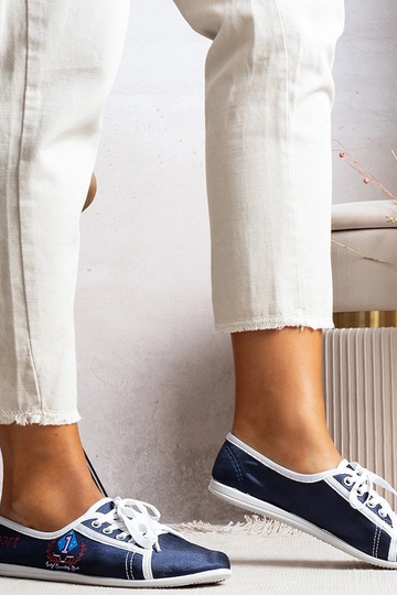 Women's navy blue sneakers...