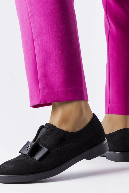 Czarne wsuwane półbuty Mutton