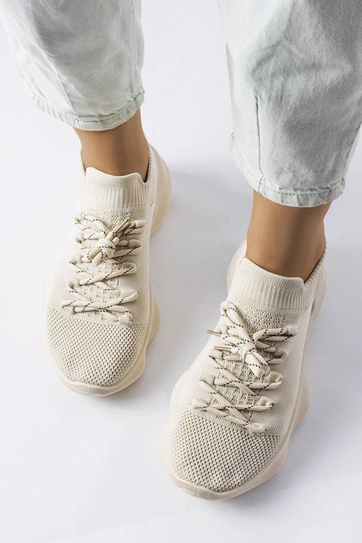 Pink sports sneakers by Donatil