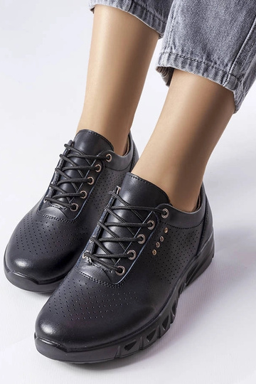 White trainers Justar 2