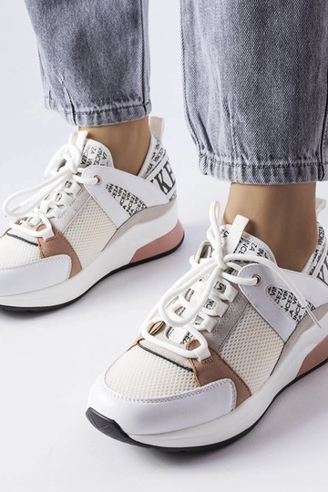 Biało-różowe sneakersy Vinceza
