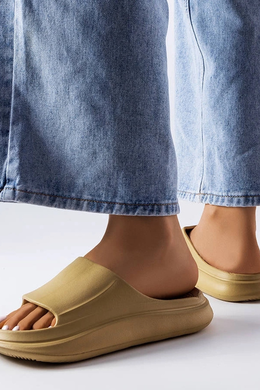 Beżowe gumowe klapki Labrecque