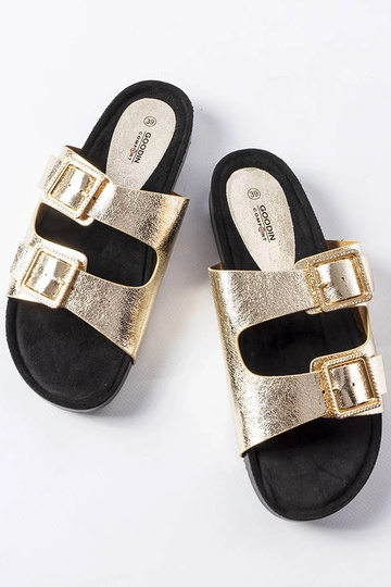 Złote lakierowane klapki z... 2