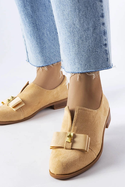 Beżowe półbuty z kokardką Poplar