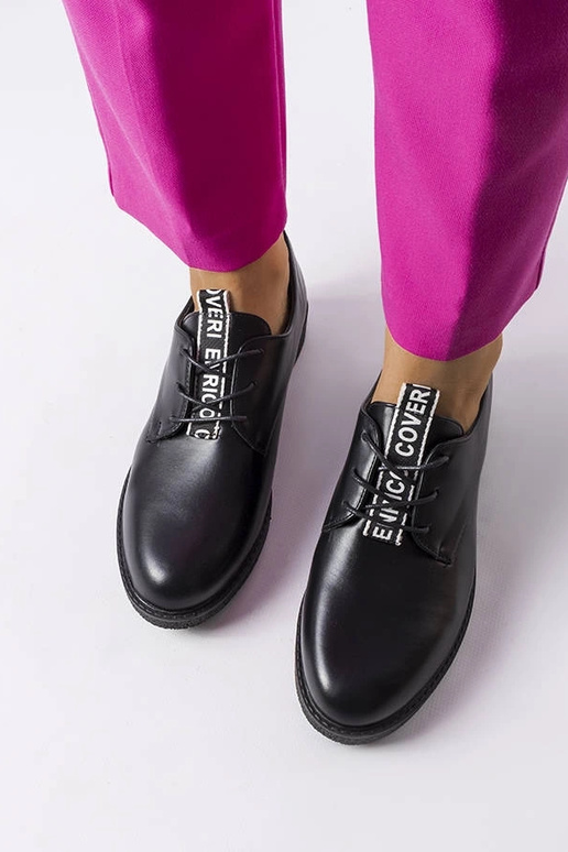 Czarne wiązane półbuty Edmonton