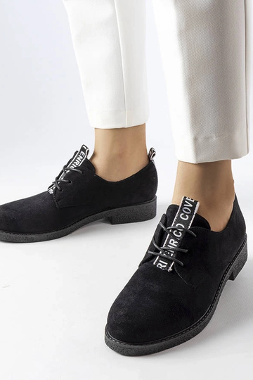 White trainers Justar