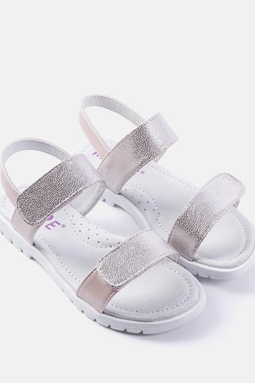 Green sneakers for kids... 2