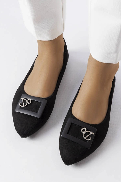 Czarne balerinki zdobione cyrkoniami...