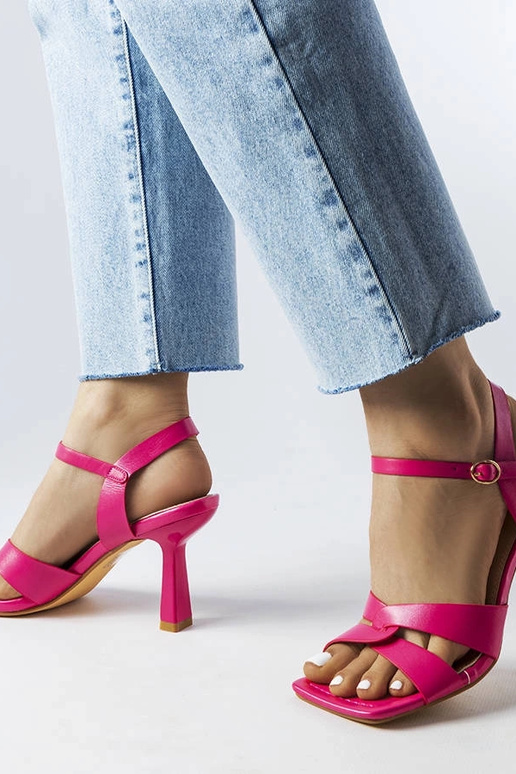 Black sandals Dorothy