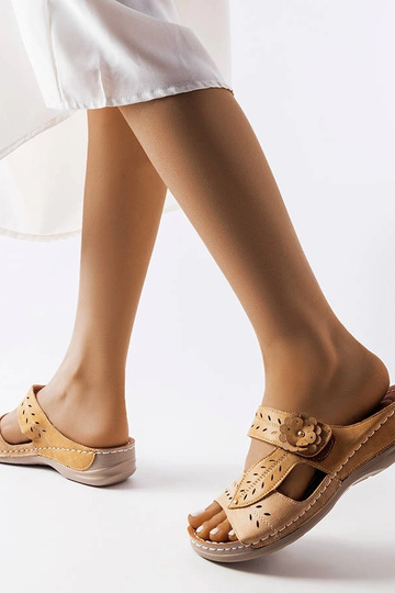 Yellow sandals Dolores 2