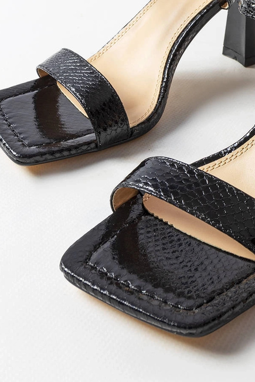 Czarne sandały na szpilce Amalia