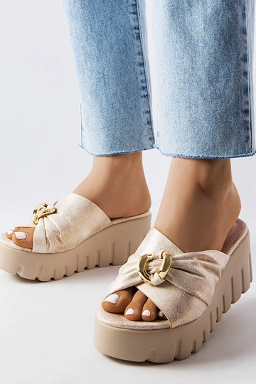 White slides Ypsy