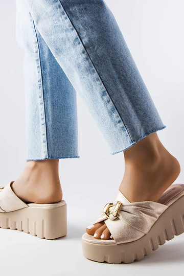 White slides Ypsy 2