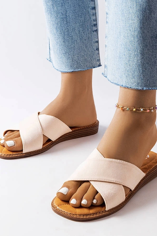 Beżowe klapki Tiana