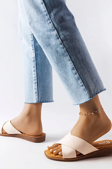 Beżowe klapki Tiana 2