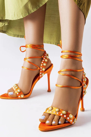 Pomarańczowe sandałki...