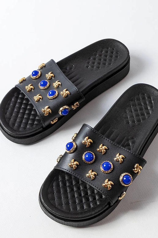 Czarne zdobione klapki Montesarchio