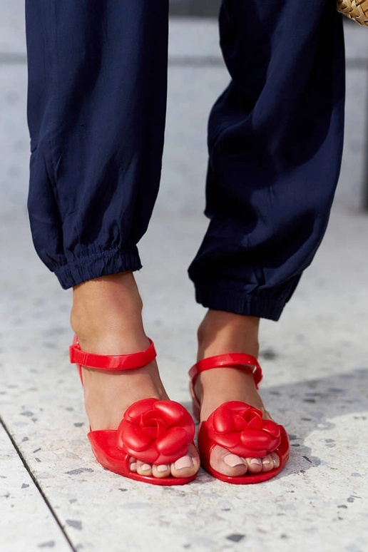 Czerwone balerinki z kwiatkiem Lucchese