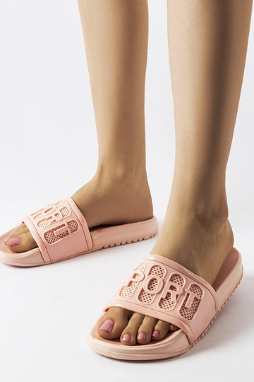 Różowe gumowe klapki...