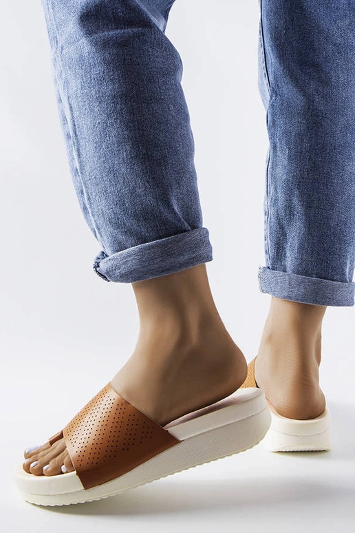 Beige sandals Rosina