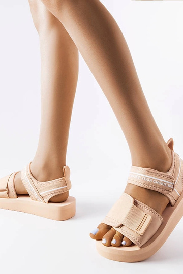 Beżowe piankowe sandały Big... 2