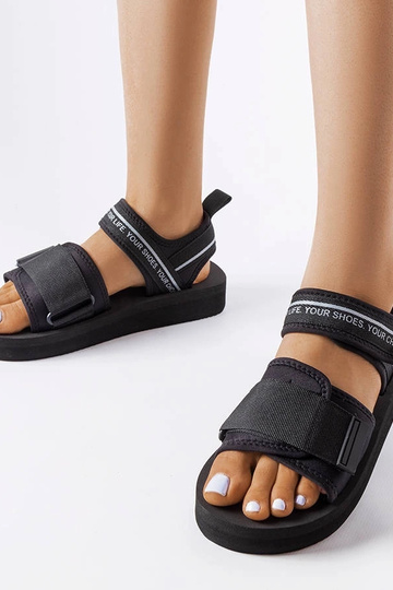 Czarne piankowe sandały Big... 2