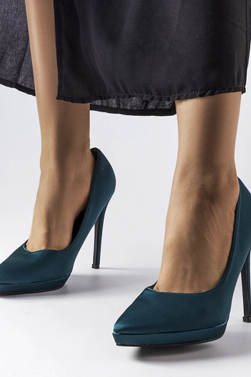 Ciemnozielone satynowe...