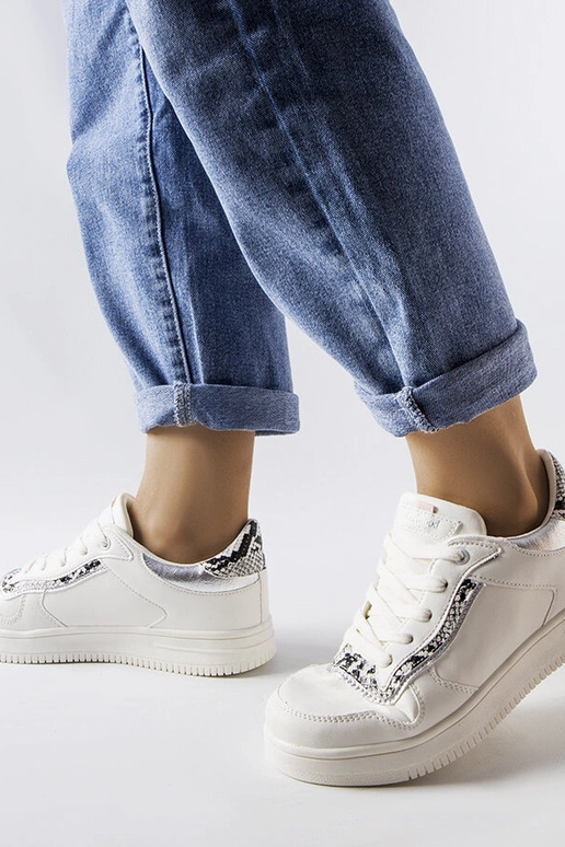 Białe sneakersy z eko skóry Nelma