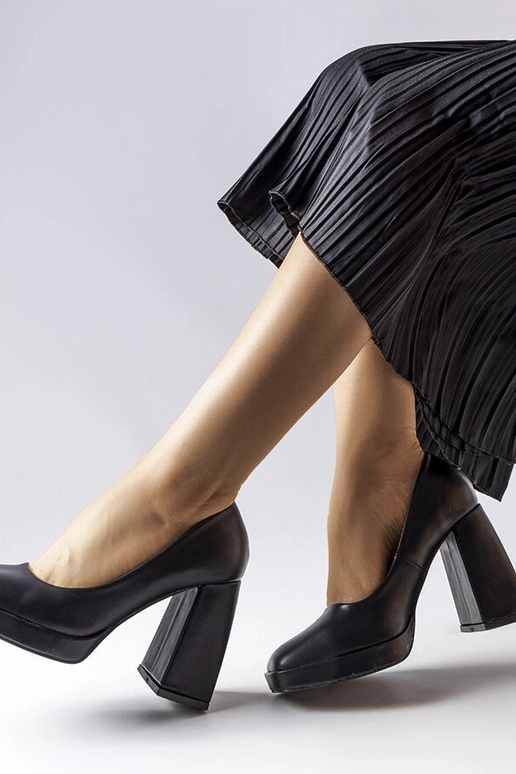 Beige high heels Thrower