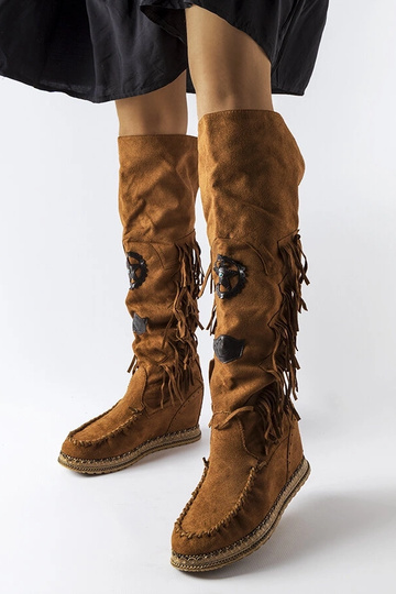 Karmelowe kozaki na...