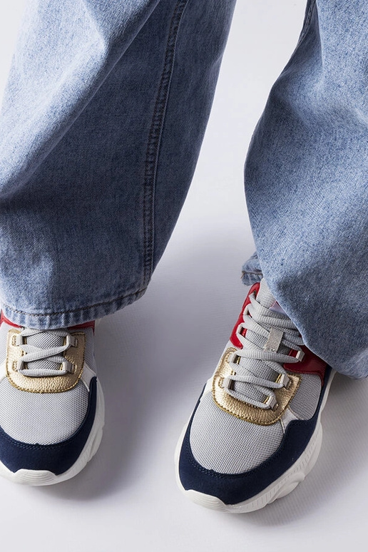 Damskie szare buty sportowe...