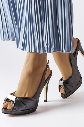 Ciemnoszare sandały na...