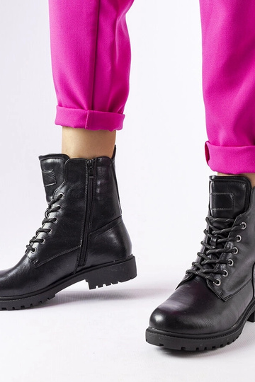 Czarne ocieplane trapery Ailen