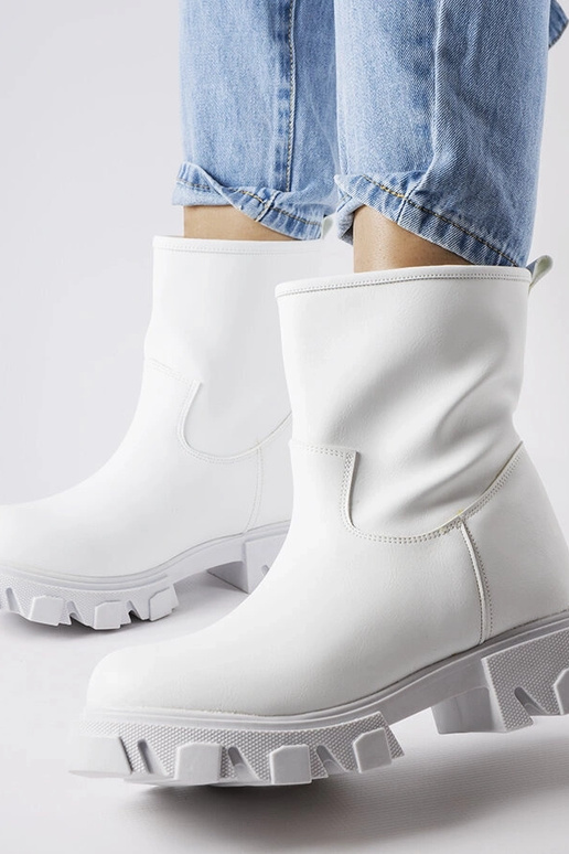 Black Valdez insulated boots