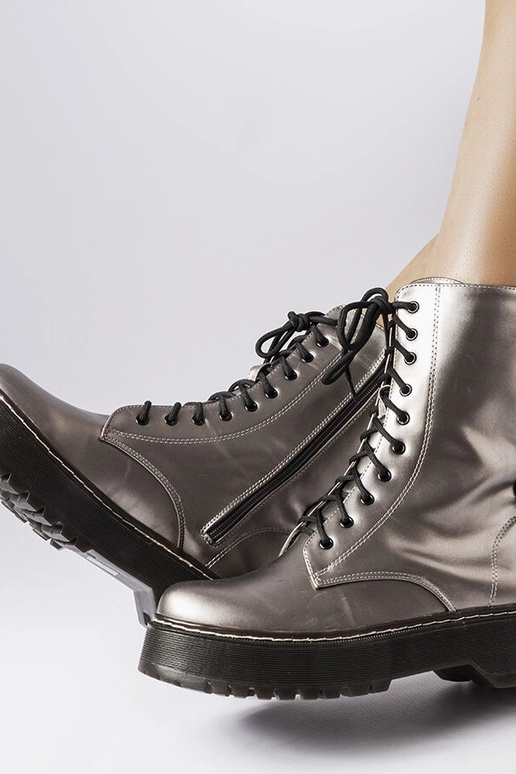 Black wedge heeled boots Etylioo