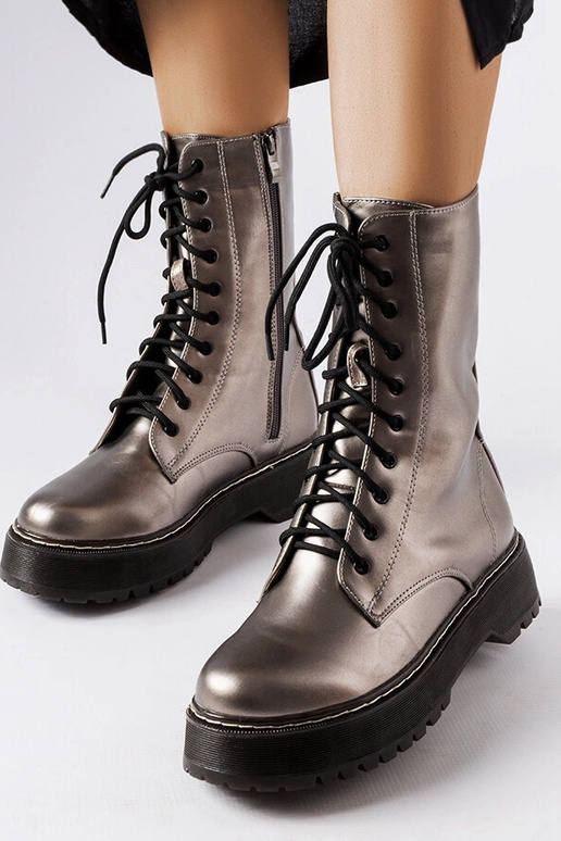 Black wedge heeled boots Etylioo