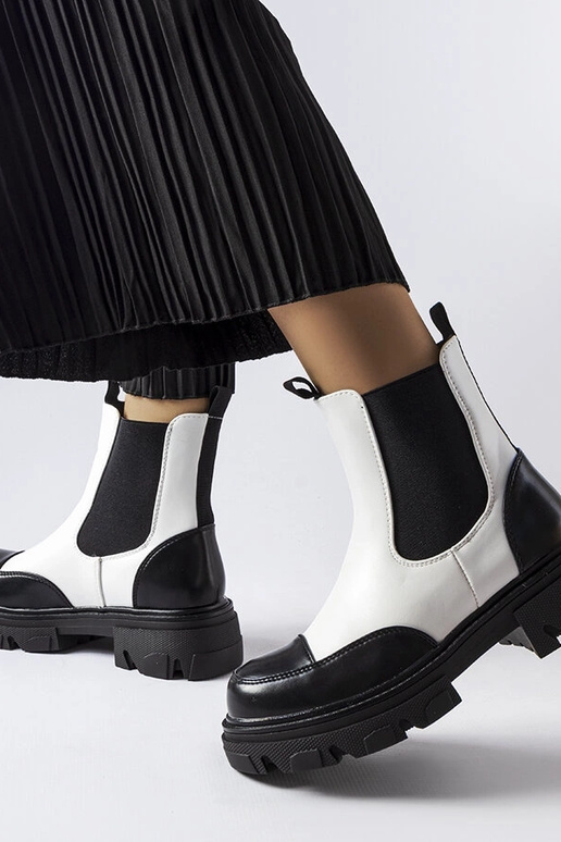 Black Valdez insulated boots