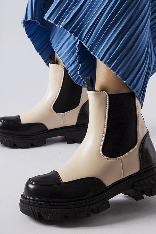 Black Valdez insulated boots