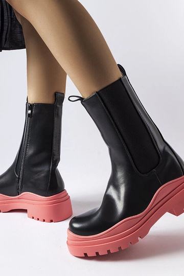 Beige boots Huff 2