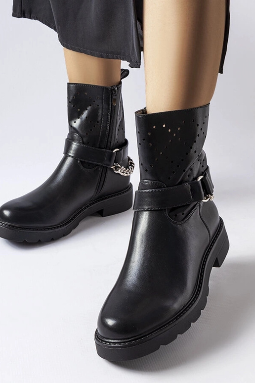 Beige insulated boots with chain...