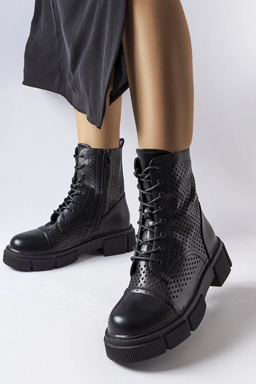 Beige boots Huff