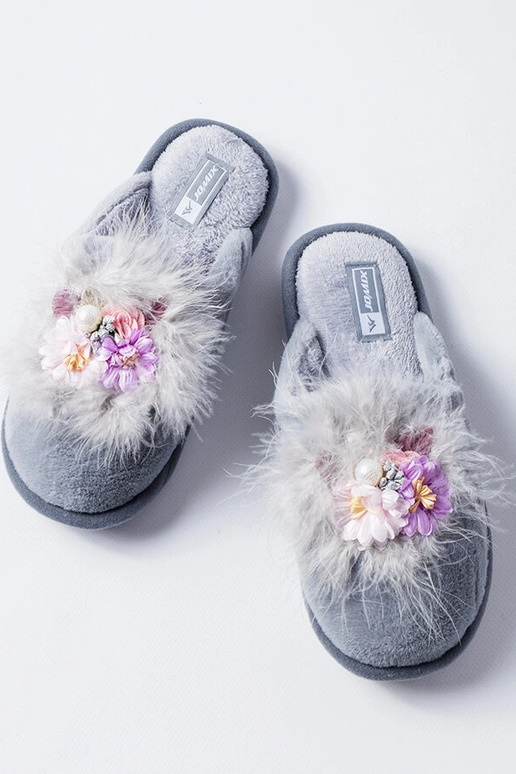 Black slippers with fur insulated Valle