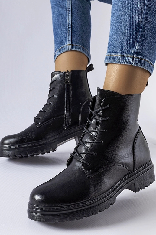 Czarne ocieplane traperki Vinceza