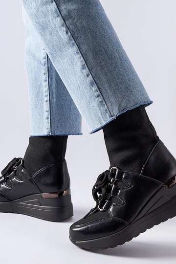 Czarne skarpetkowe botki na... 2